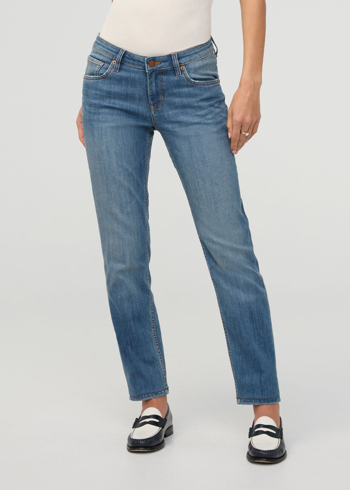 Duer | Performance Denim Girlfriend - Blue Ash