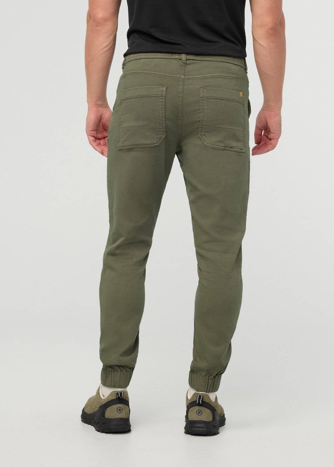 No Sweat Jogger - Eucalyptus | DUER