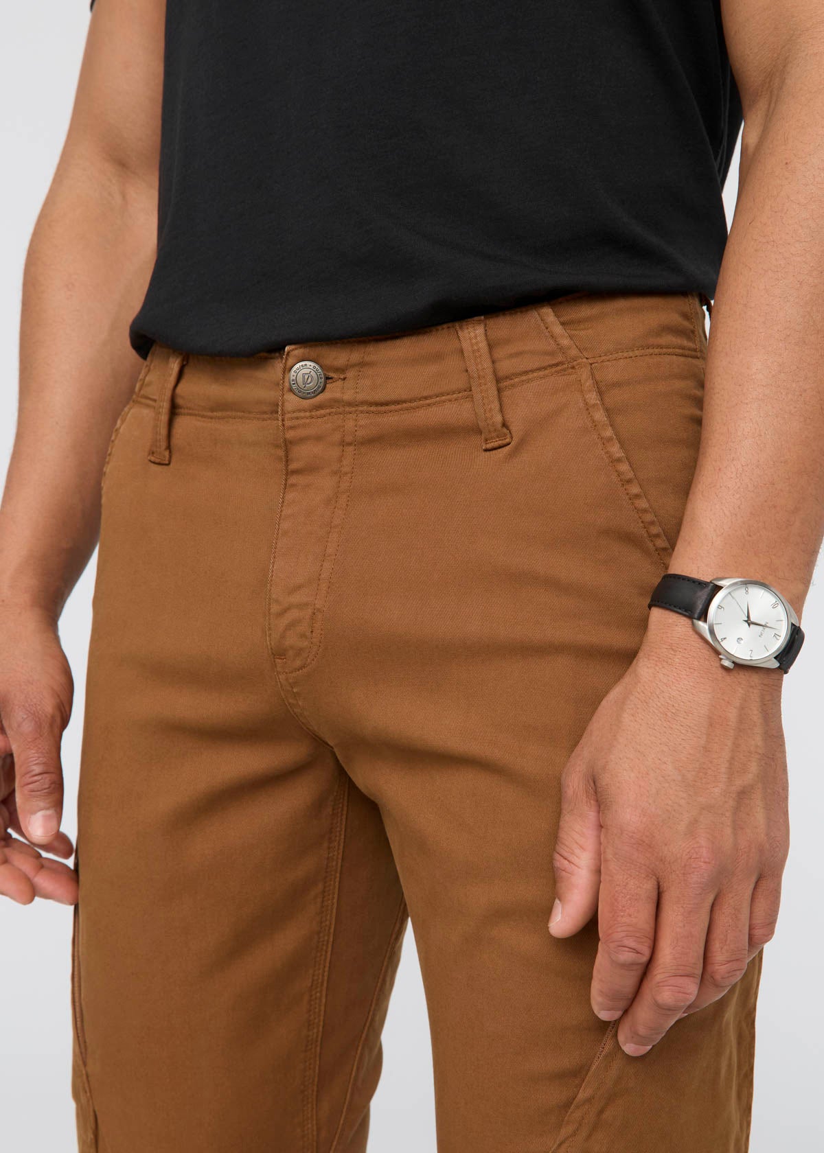 Men's Harvest Relaxed Water Resistant Cargo pant front detail