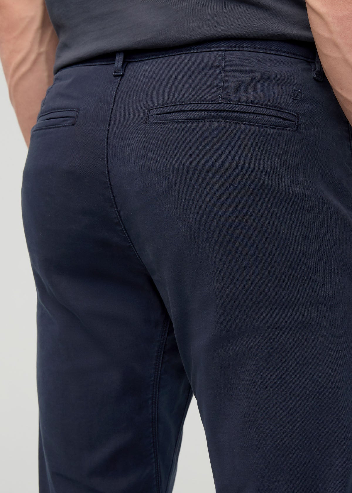 Duer | Live Lite Slim Straight Chino Navy