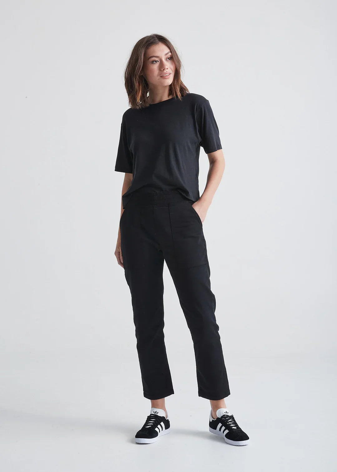 Women's Black Crop Sweatpant Full Body