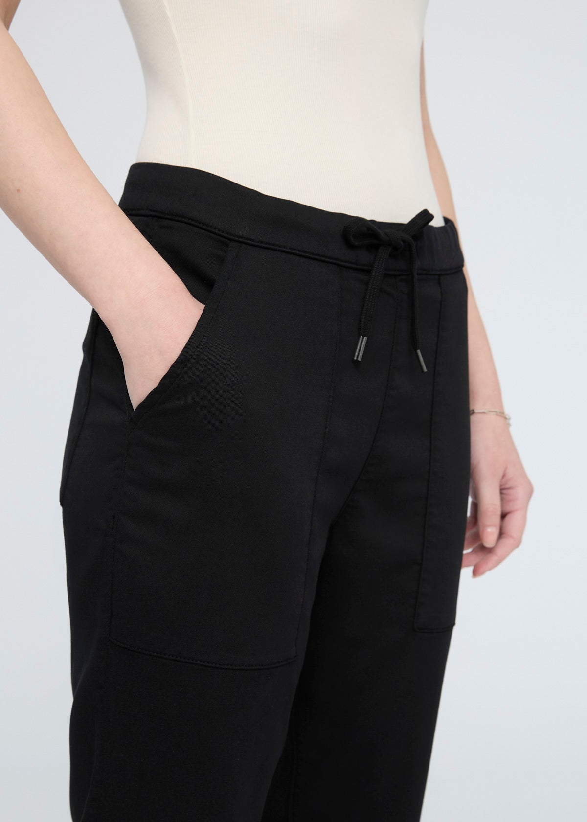 Duer | No Sweat Harbour Pant - Black – DUER