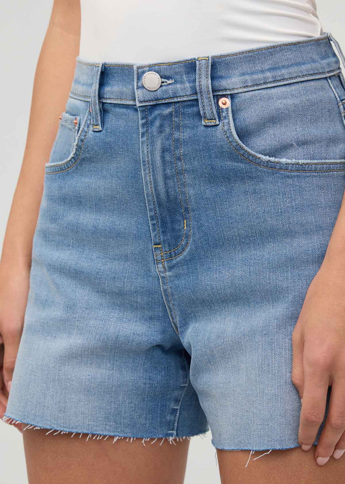 Duer | Performance Denim+ High Rise Relaxed Short Vintage Seaside