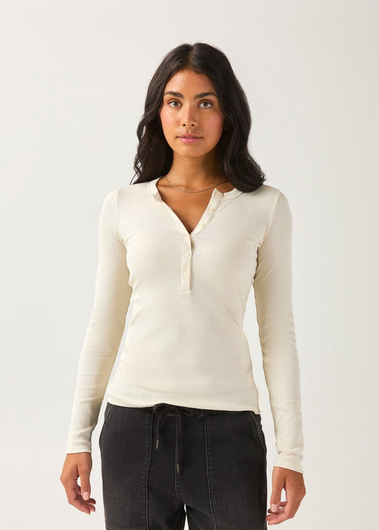 Ribbed Pima Long Sleeve Henley - Ecru | DUER