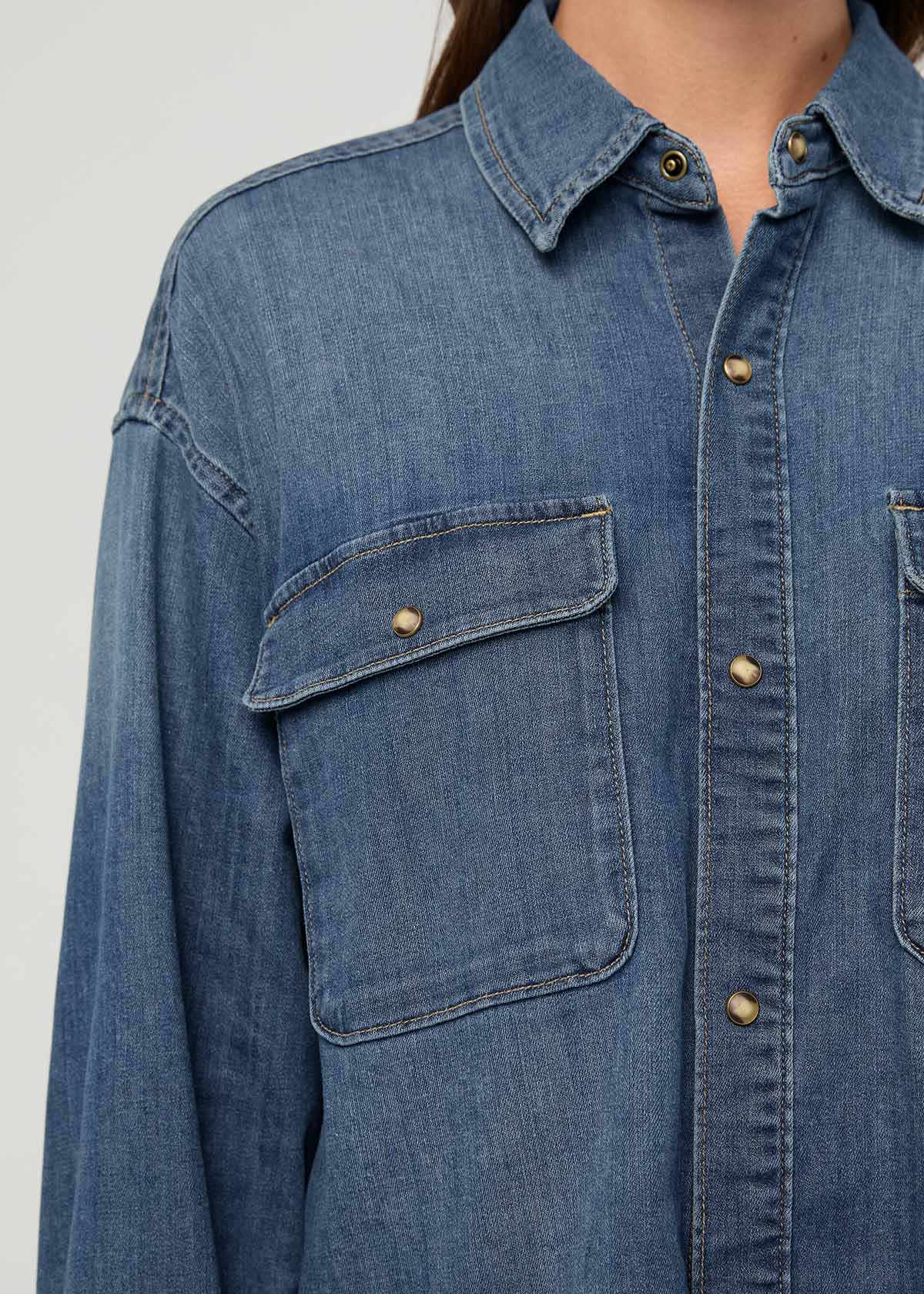 Performance Denim Lite Boxy Shirt - Mesa | DUER